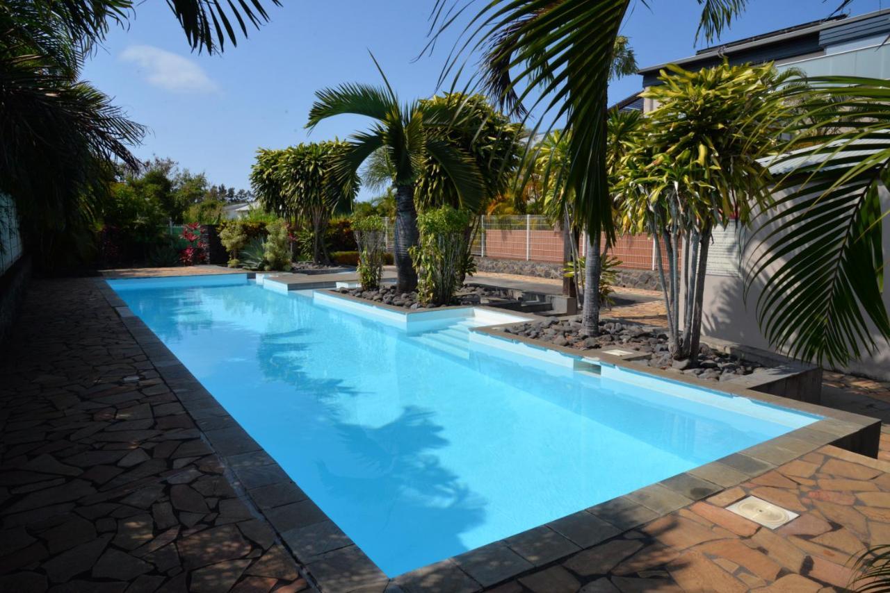 Cosy Letchis Apartment Saint Pierre Ngoại thất bức ảnh