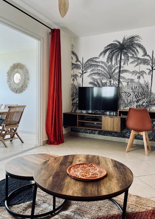 Cosy Letchis Apartment Saint Pierre Ngoại thất bức ảnh
